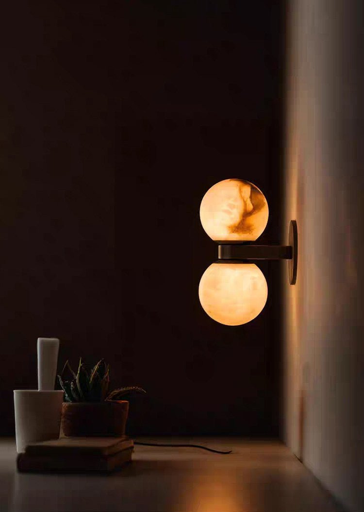 Lumenor Alabaster Celestia Orb Wandleuchte