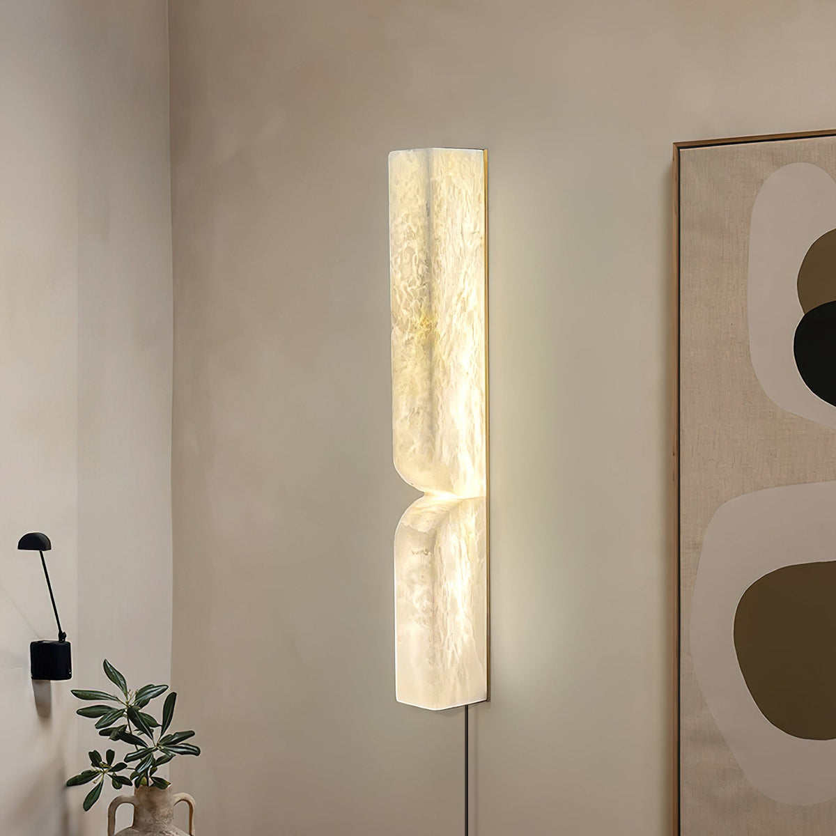 Lena Wandleuchte aus Alabaster mit Stecker