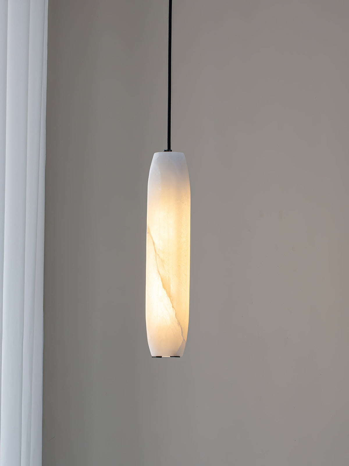 Orven Flute zeitgenössische minimalistische Alabaster-Pendelleuchte
