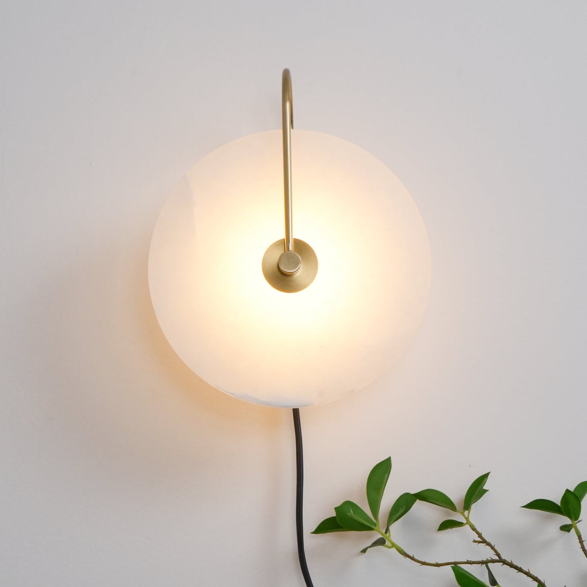 Albeaine Alabaster Pendelleuchte in Kugel-Form mit Stecker | Wandleuchte