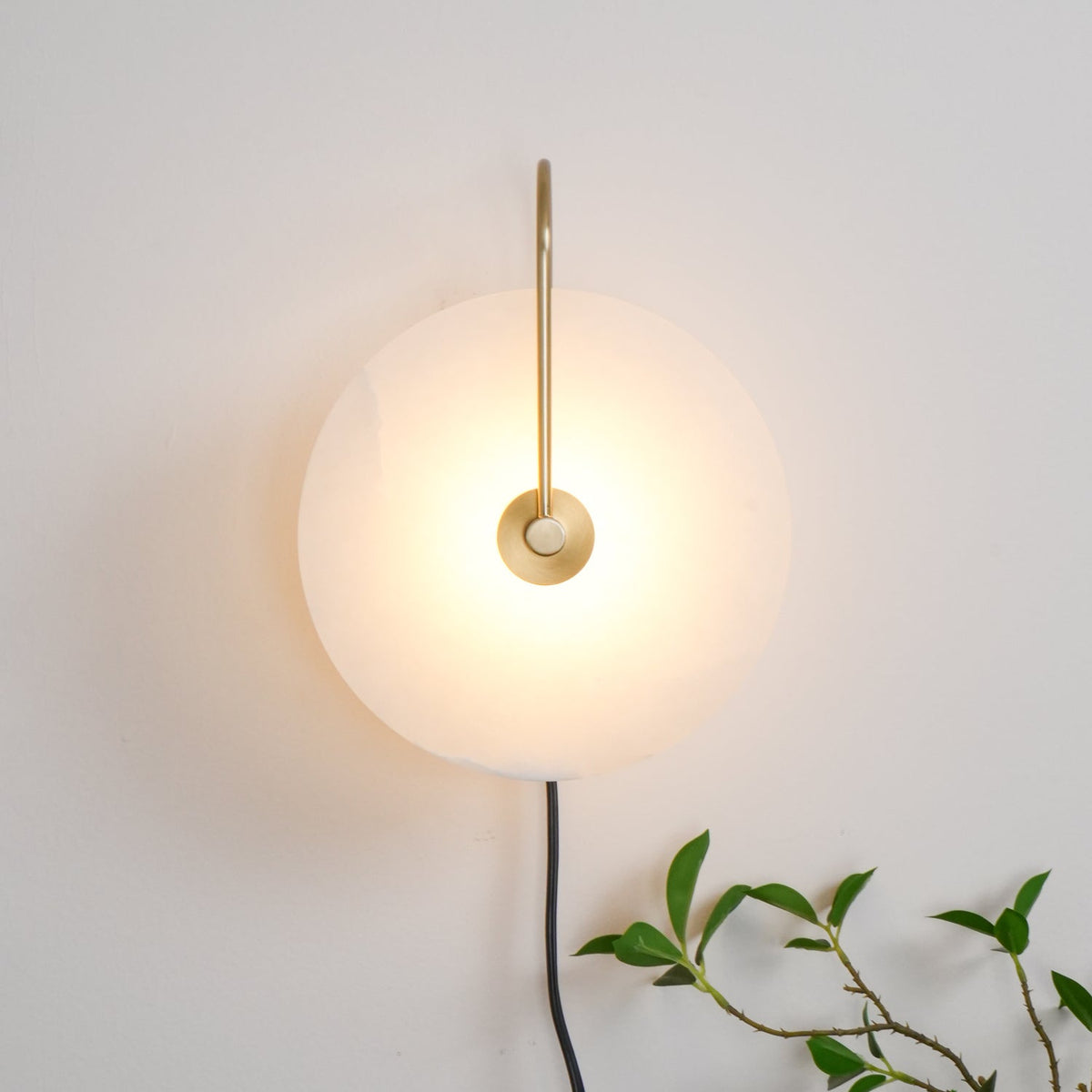 Albeaine Alabaster Pendelleuchte in Kugel-Form mit Stecker | Wandleuchte