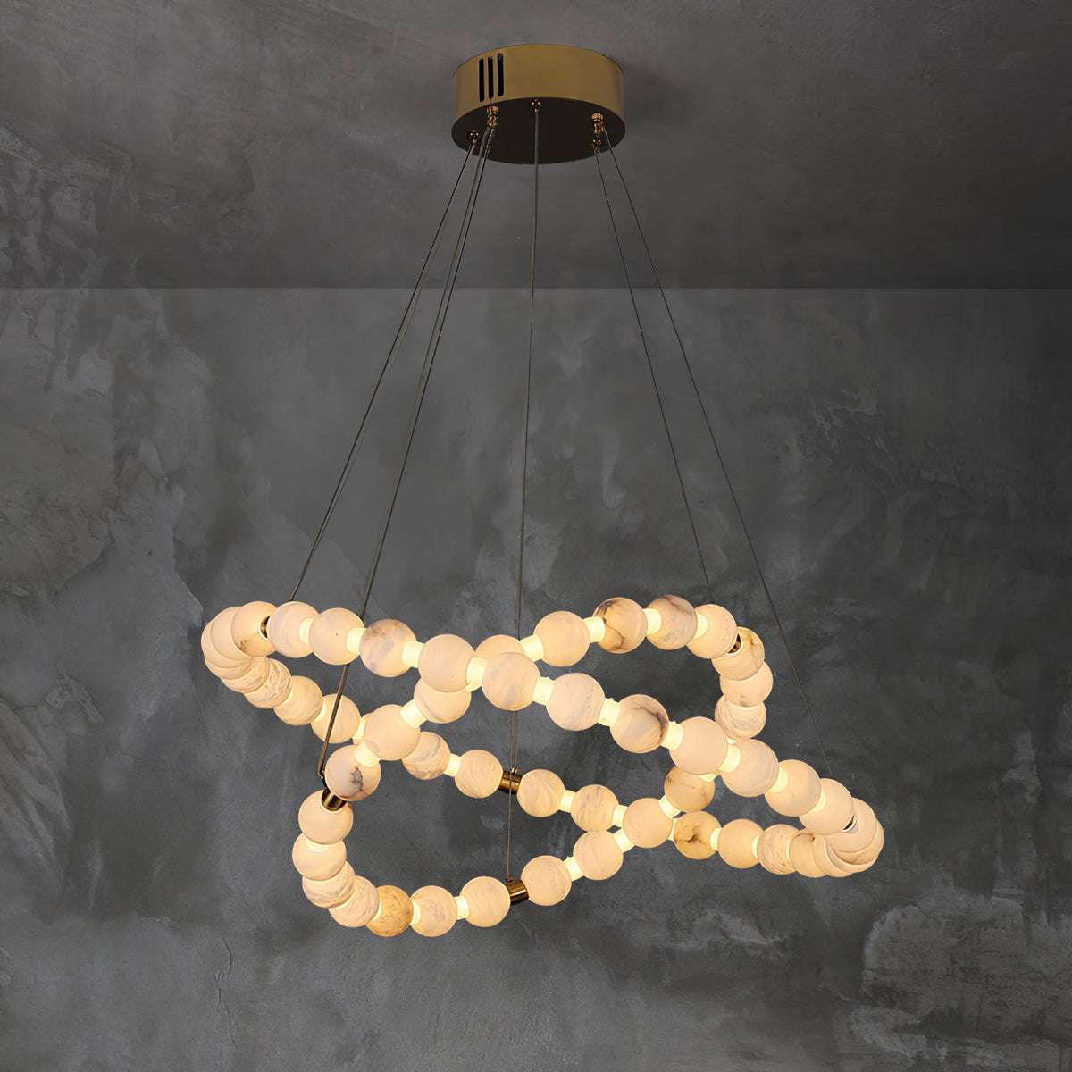 Eirelian zeitgenössische Alabaster-Pendelleuchte in Kronleuchter-Form