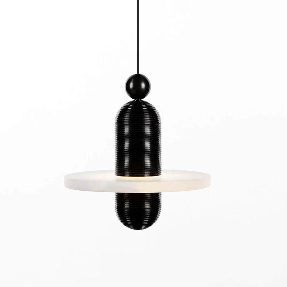 Alabaster Planes Pendelleuchte mit gerilltem Kern futuristisch | Cielum