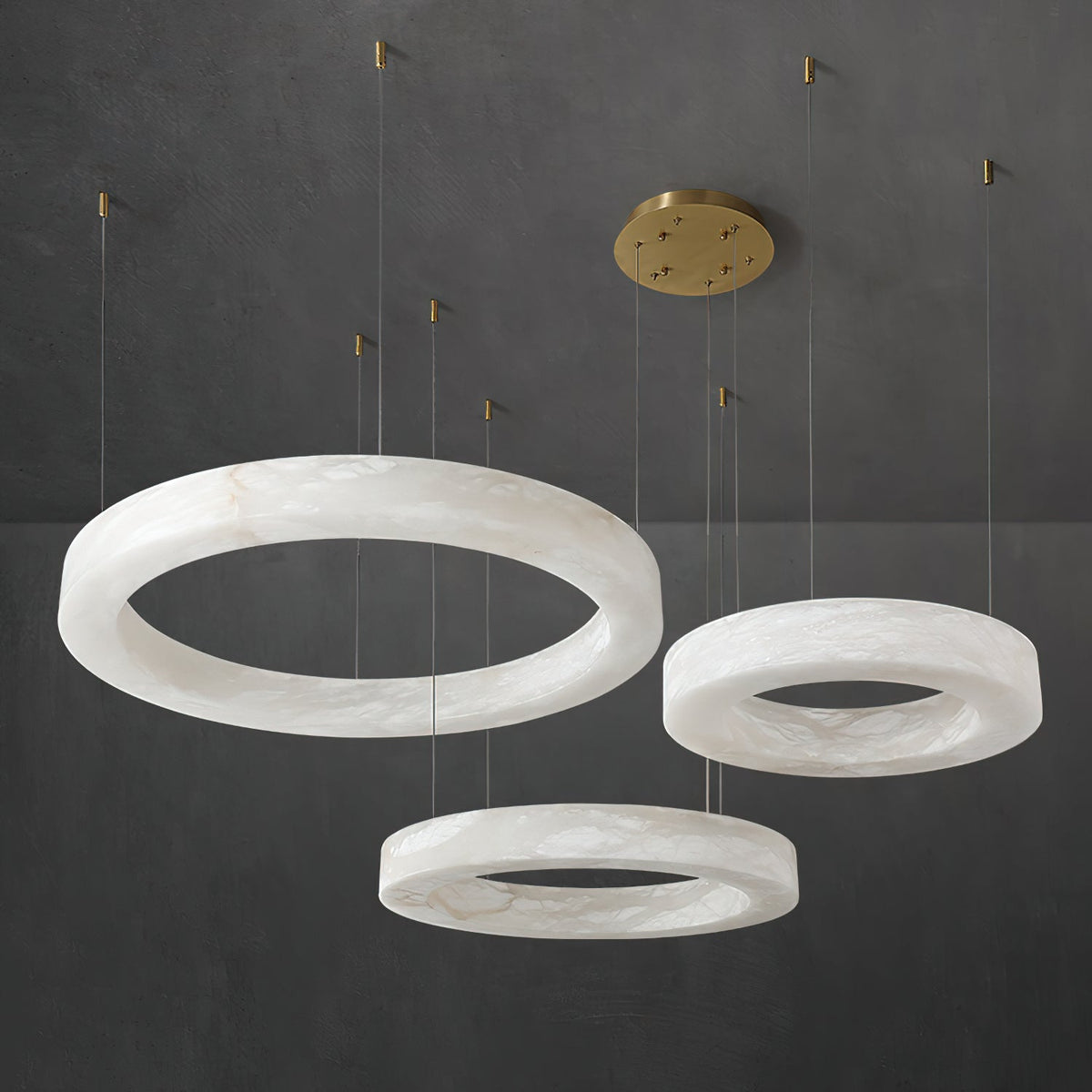 Plotuvyn Kronleuchter zeitgenössische luxuriöse Kronleuchte aus Alabaster in Ringform