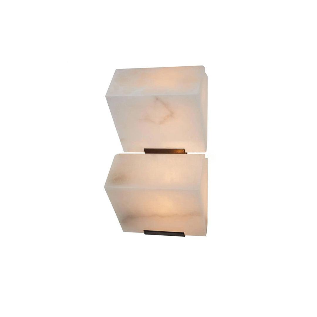 Niviella stufenförmige Alabaster-Wandleuchte mit Stecker