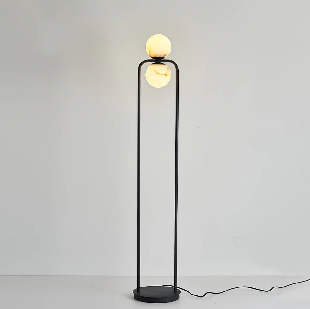 Callista Minimalistische Stehleuchte aus Alabaster