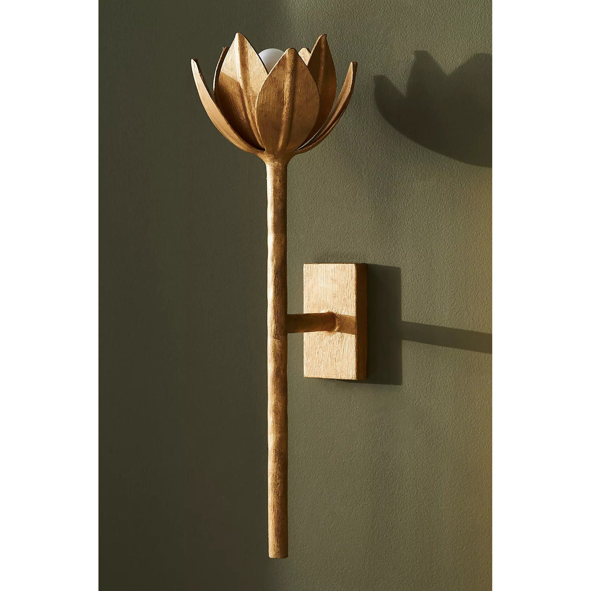 Clira Messing Lotus-Blüte Wandleuchte