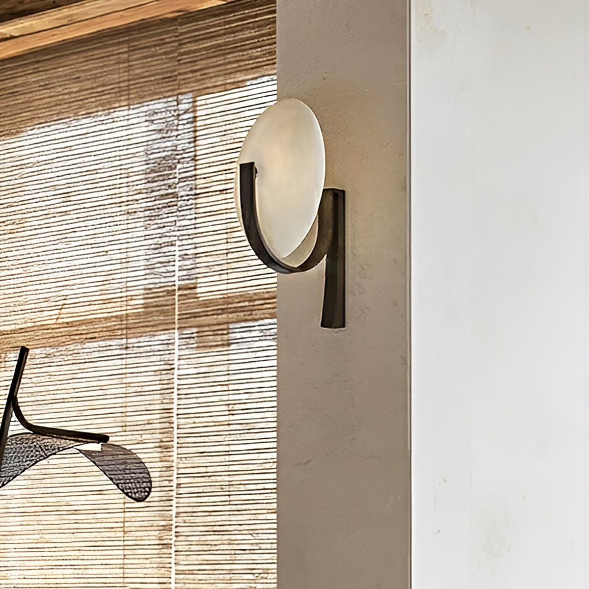 Nivaeria moderne Wandleuchte aus Alabaster