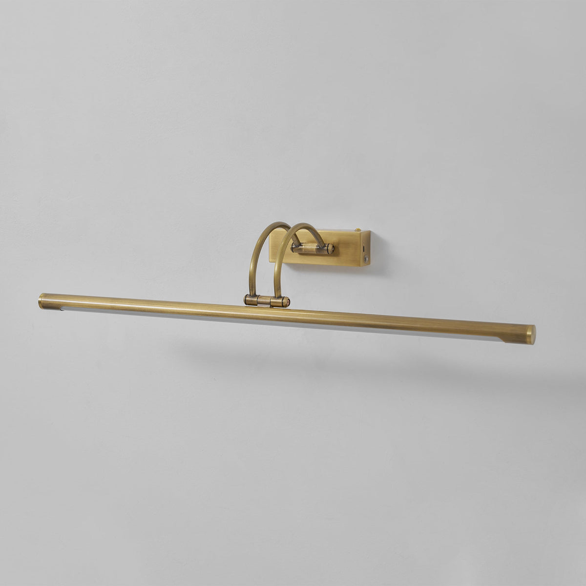 Rovienne Wandleuchte