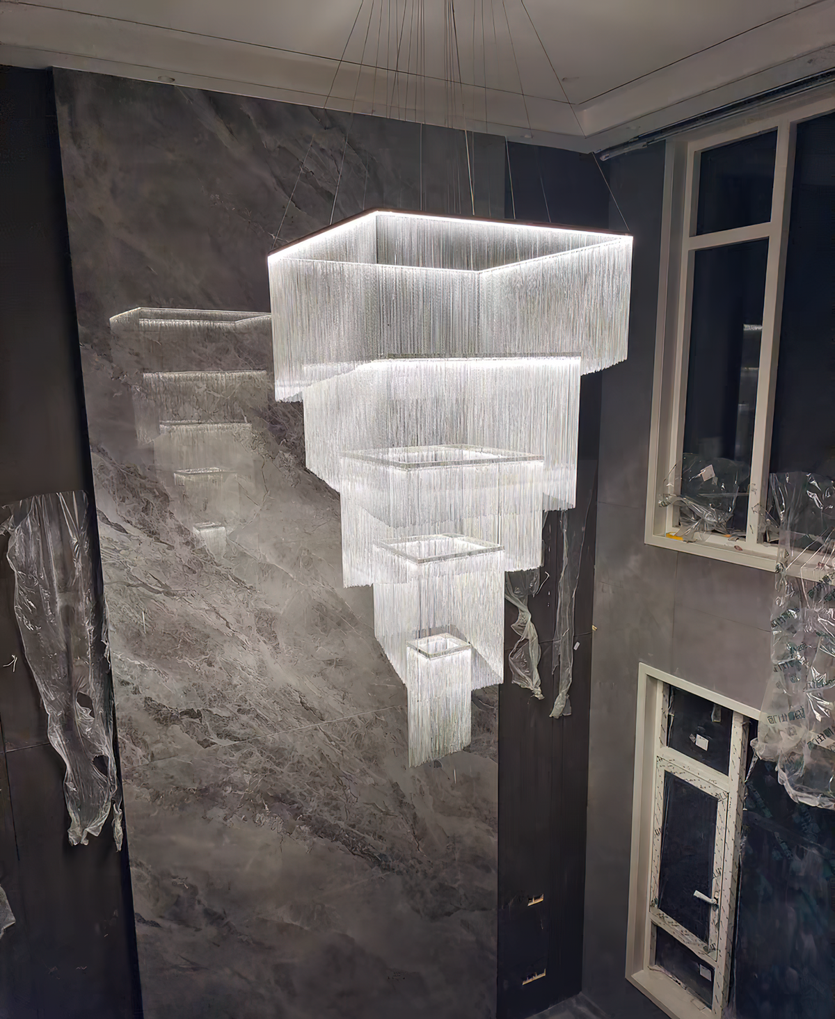 Caeluvyn Kronleuchter Postmodern Kettensaure mit Metallketten und Quasten