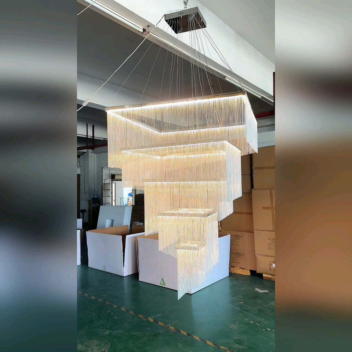 Caeluvyn Kronleuchter Postmodern Kettensaure mit Metallketten und Quasten