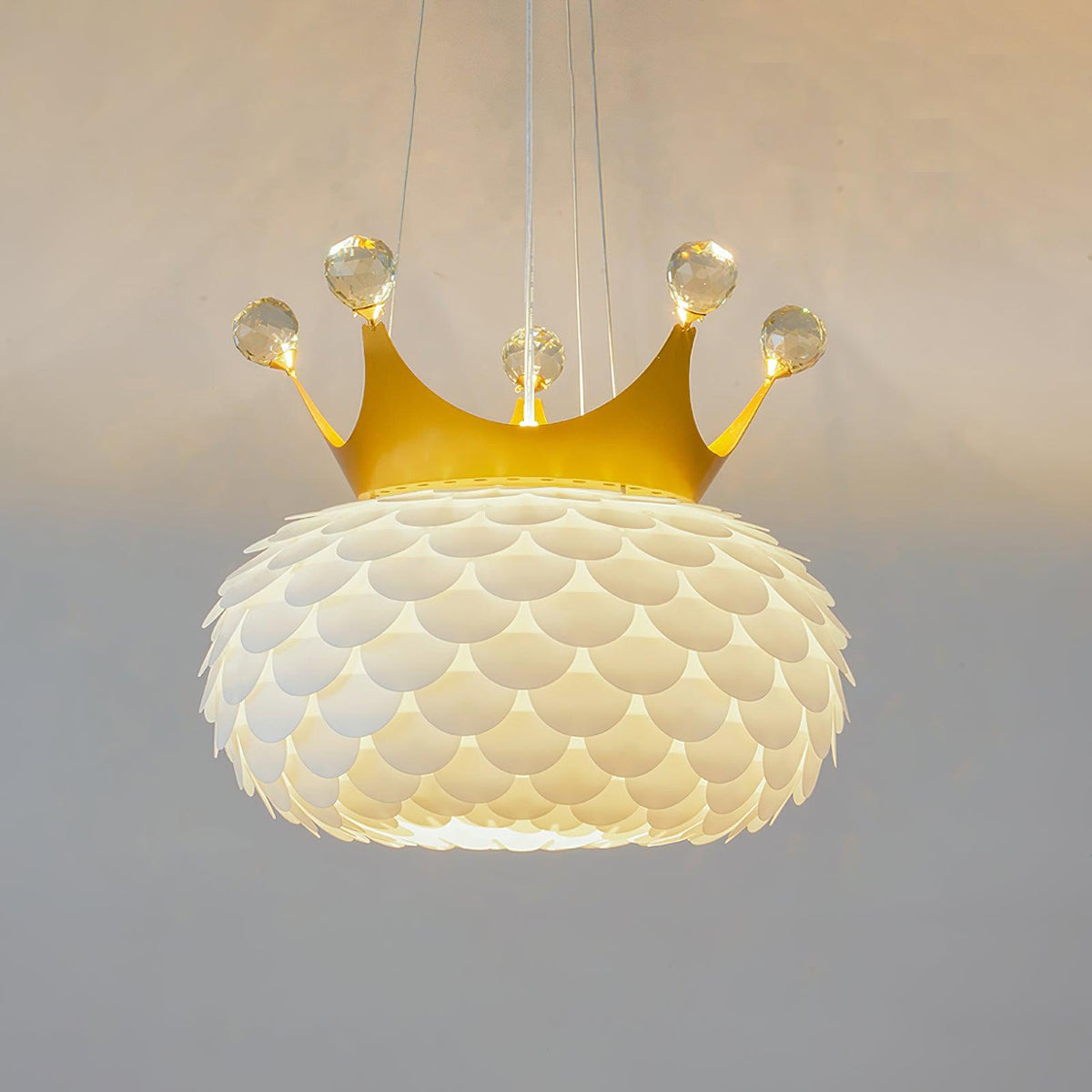 Keloz Pendelleuchte Acryl geschwungene Krone whimsisch