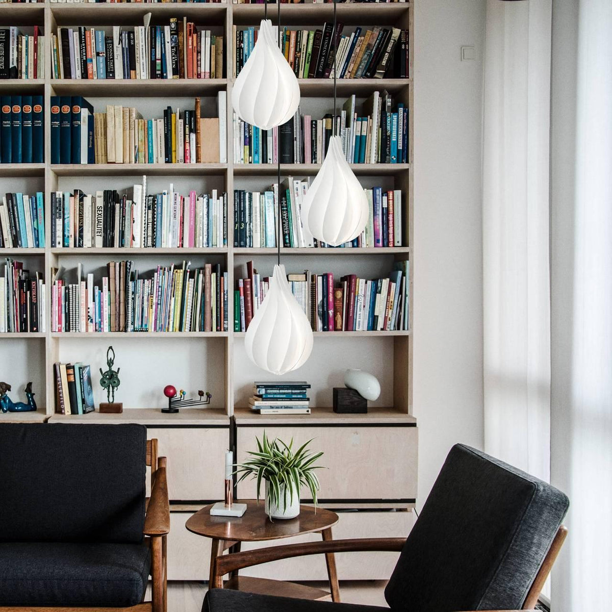 Ersoran zeitgenössische minimalistische Pendelleuchte aus Kunststoff im nordischen Stil