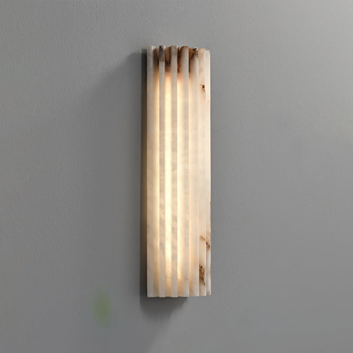 Orvian Wandleuchte Alabaster minimalistisch