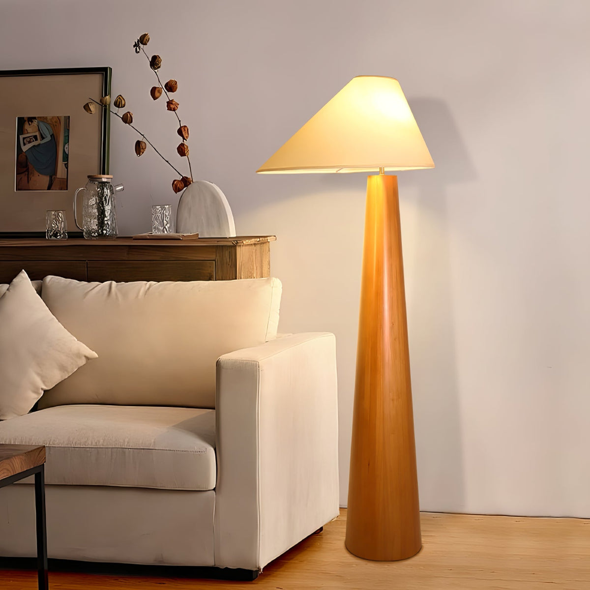 Pinnacle Minimalistische Stehleuchte aus Holz