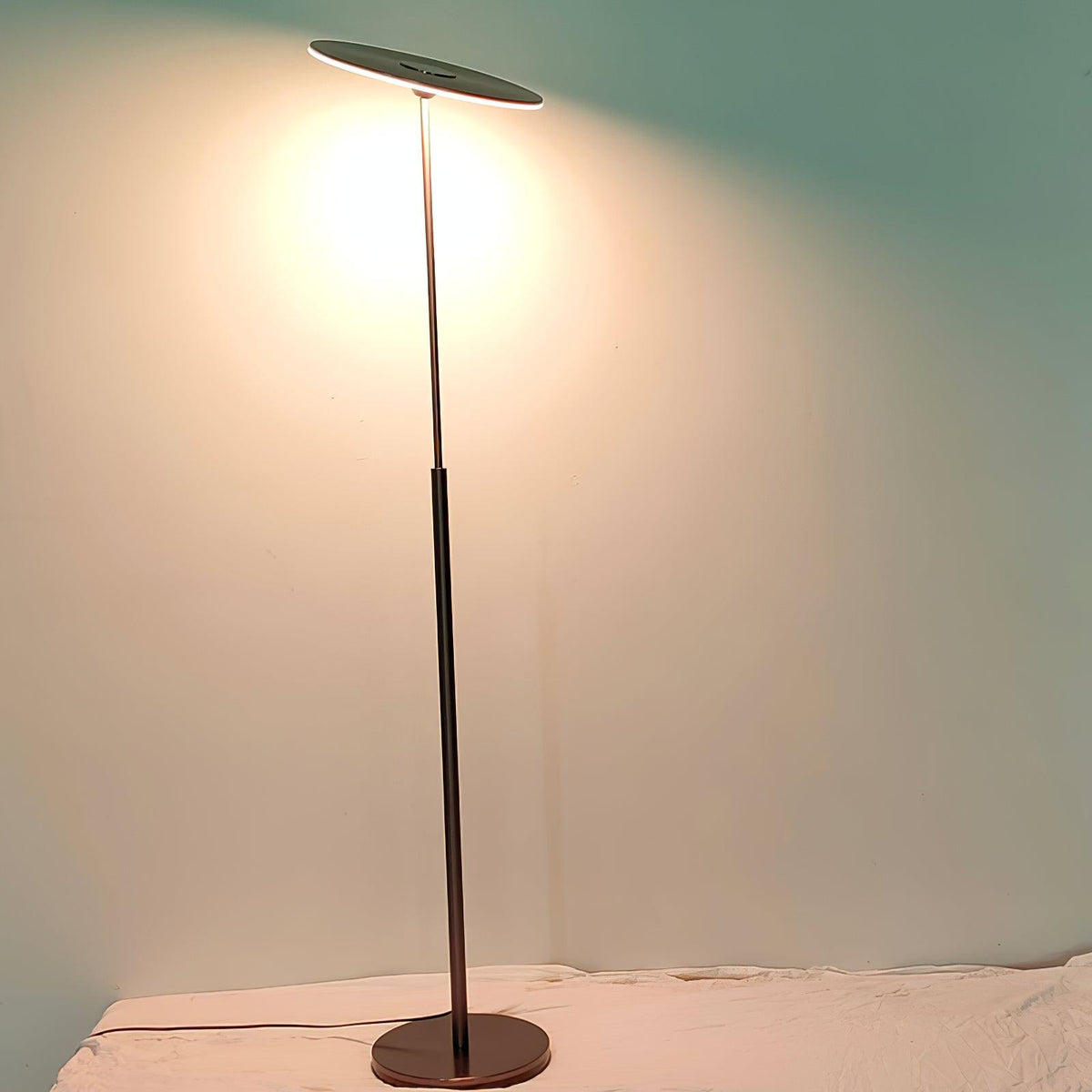 Evynora Minimalistische Stehleuchte