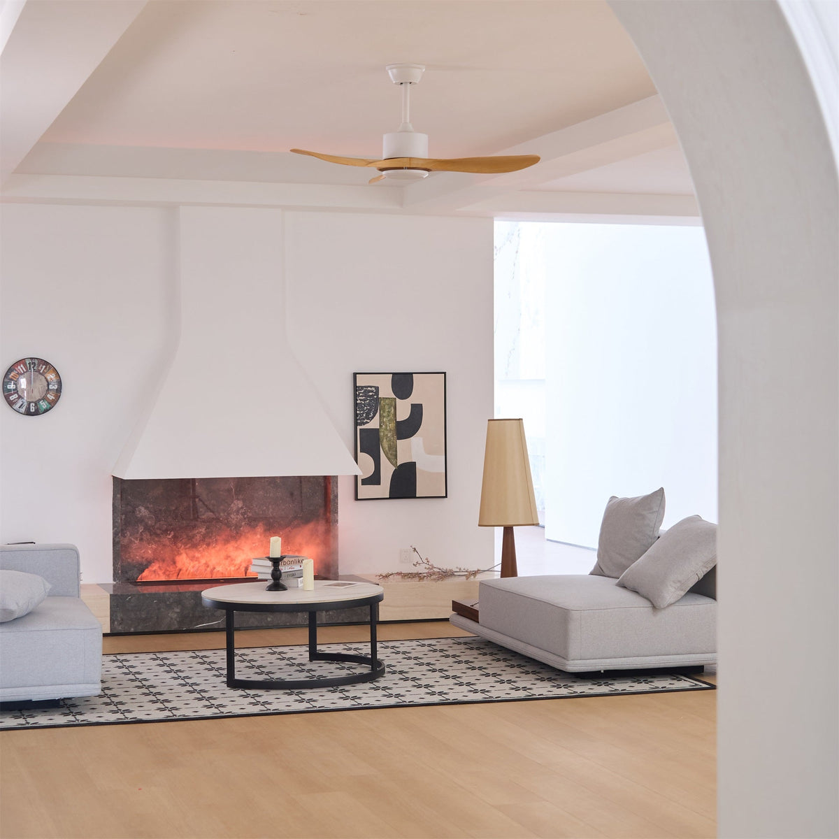 Aldaine minimalistische Holz-Deckenventilator