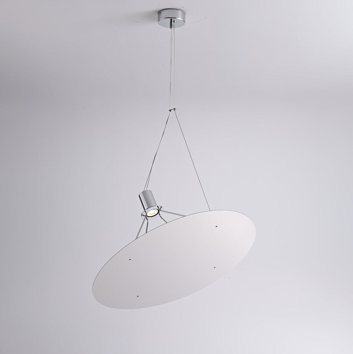 Brio Pendelleuchte aus Stahl im minimalistischen Stil