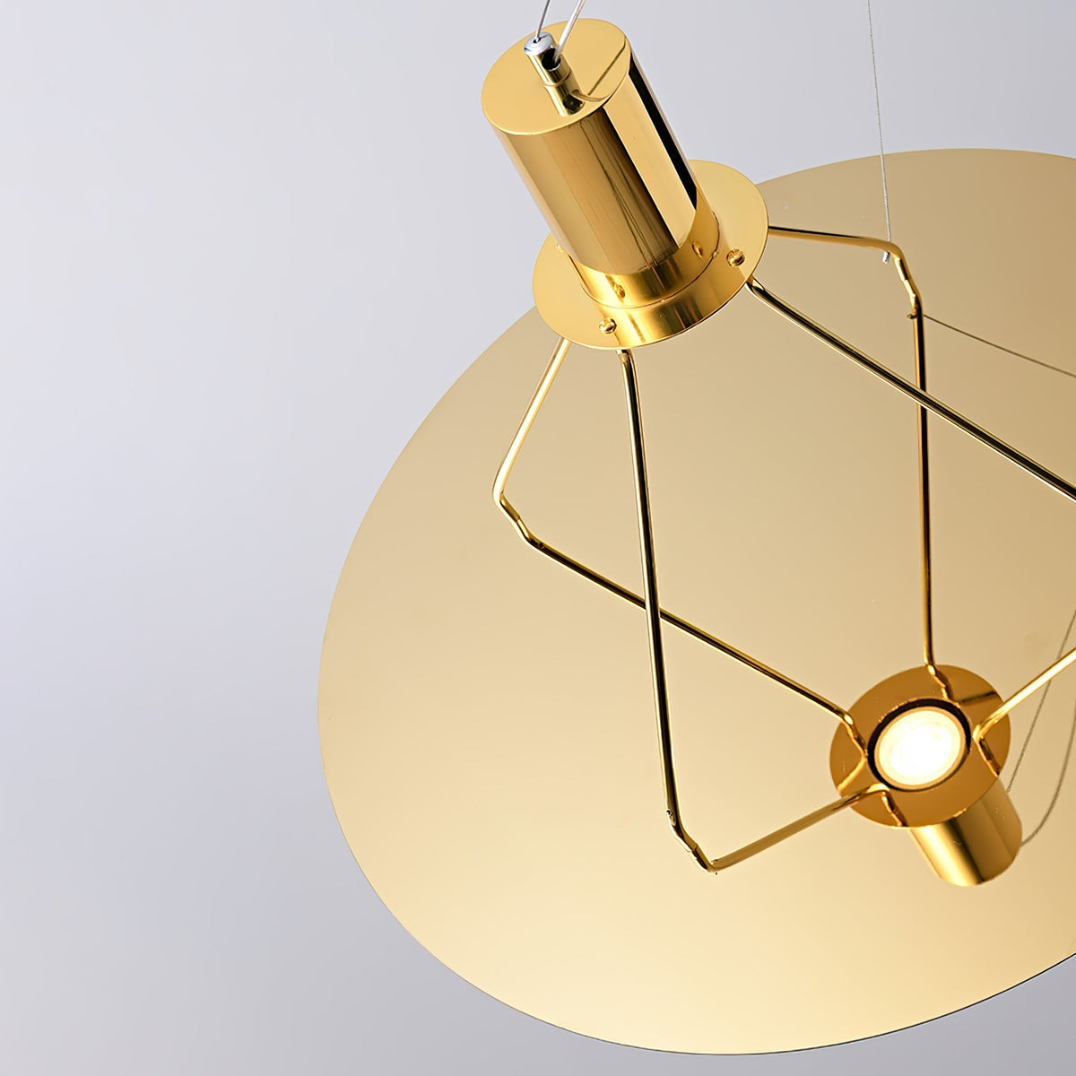 Brio Pendelleuchte aus Stahl im minimalistischen Stil