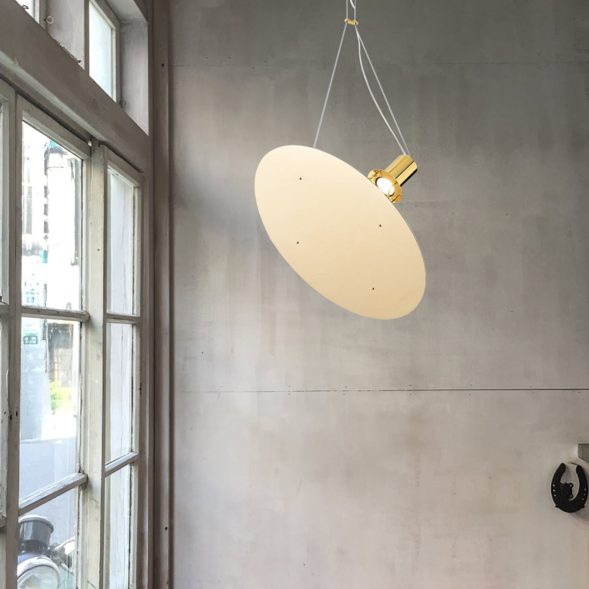 Brio Pendelleuchte aus Stahl im minimalistischen Stil