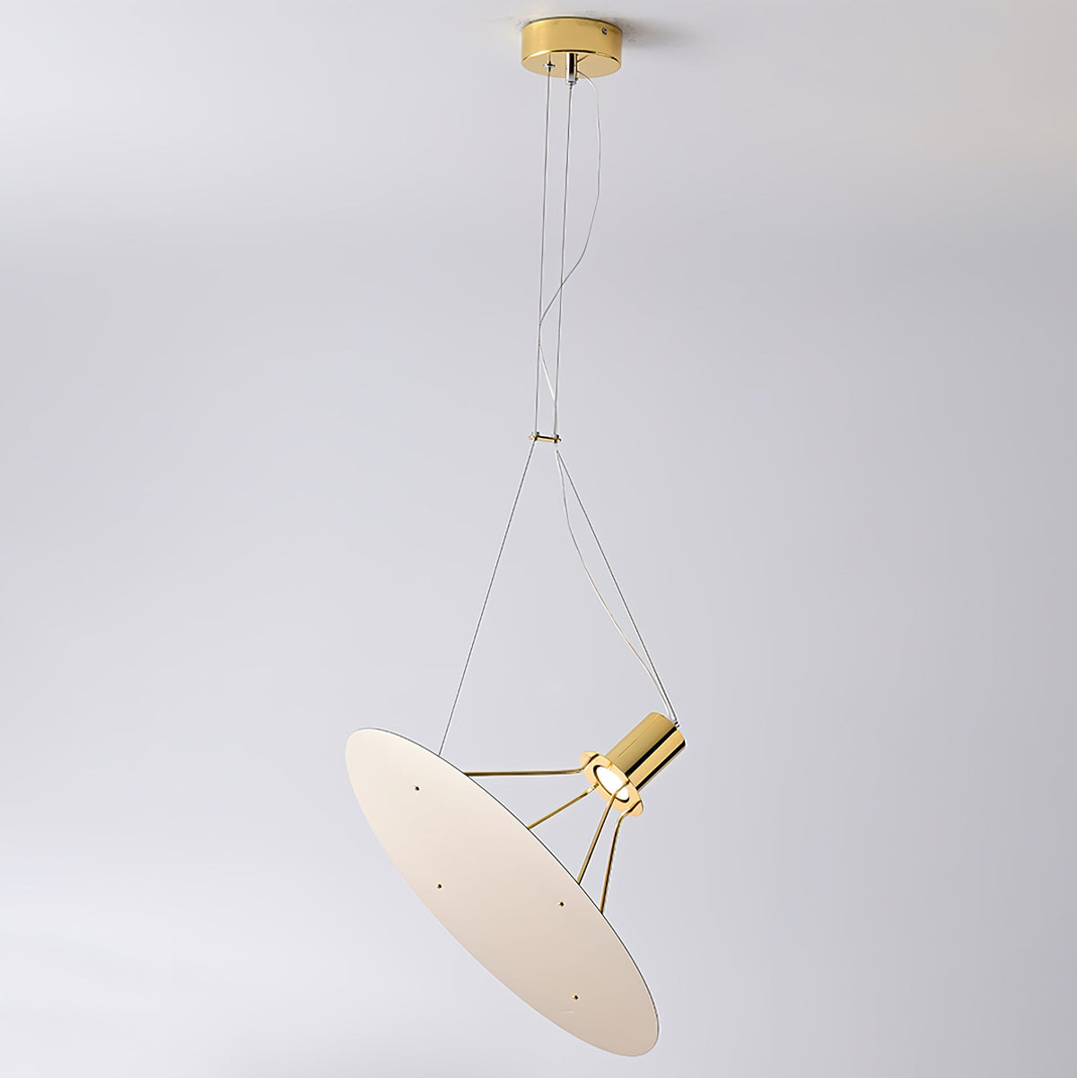 Brio Pendelleuchte aus Stahl im minimalistischen Stil