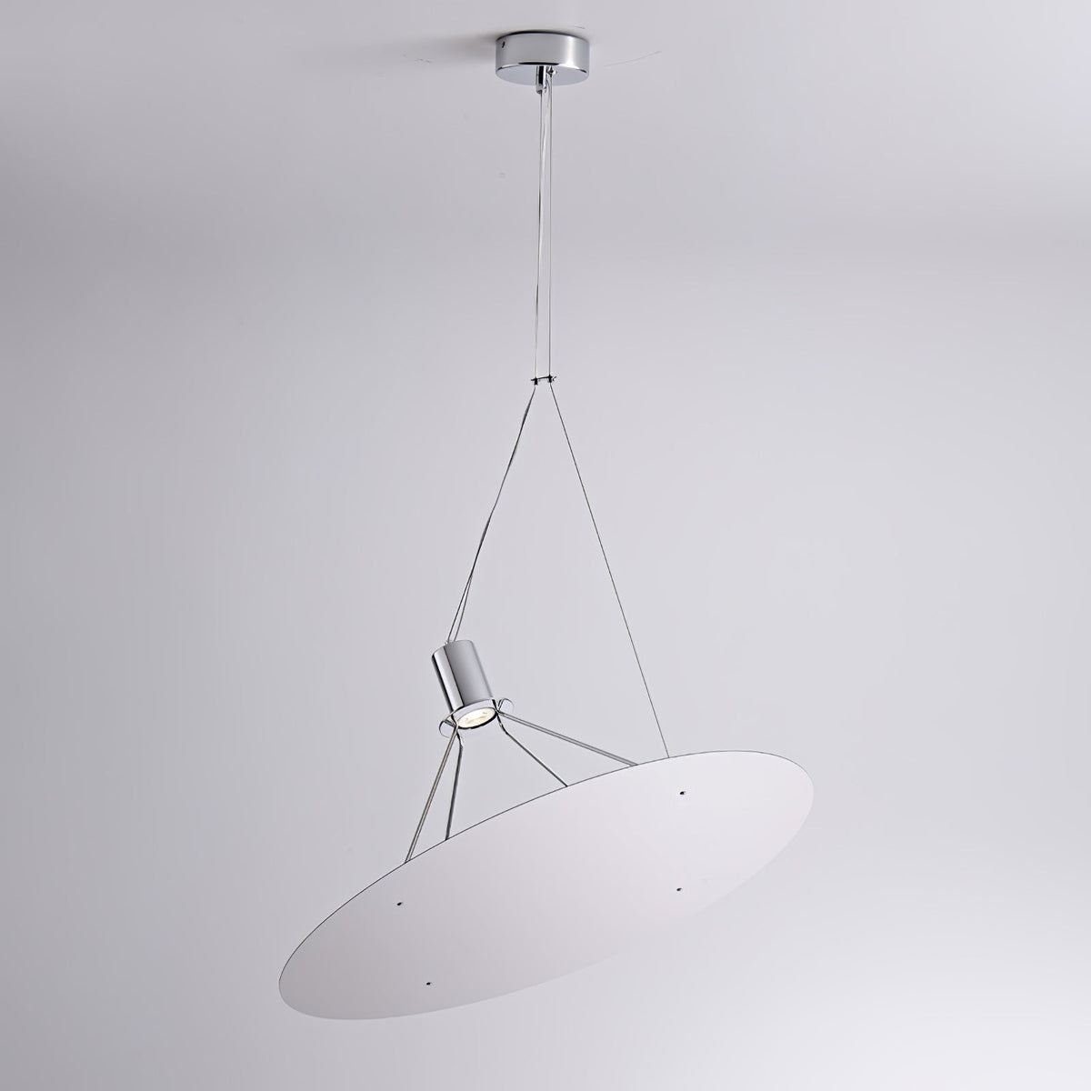 Brio Pendelleuchte aus Stahl im minimalistischen Stil