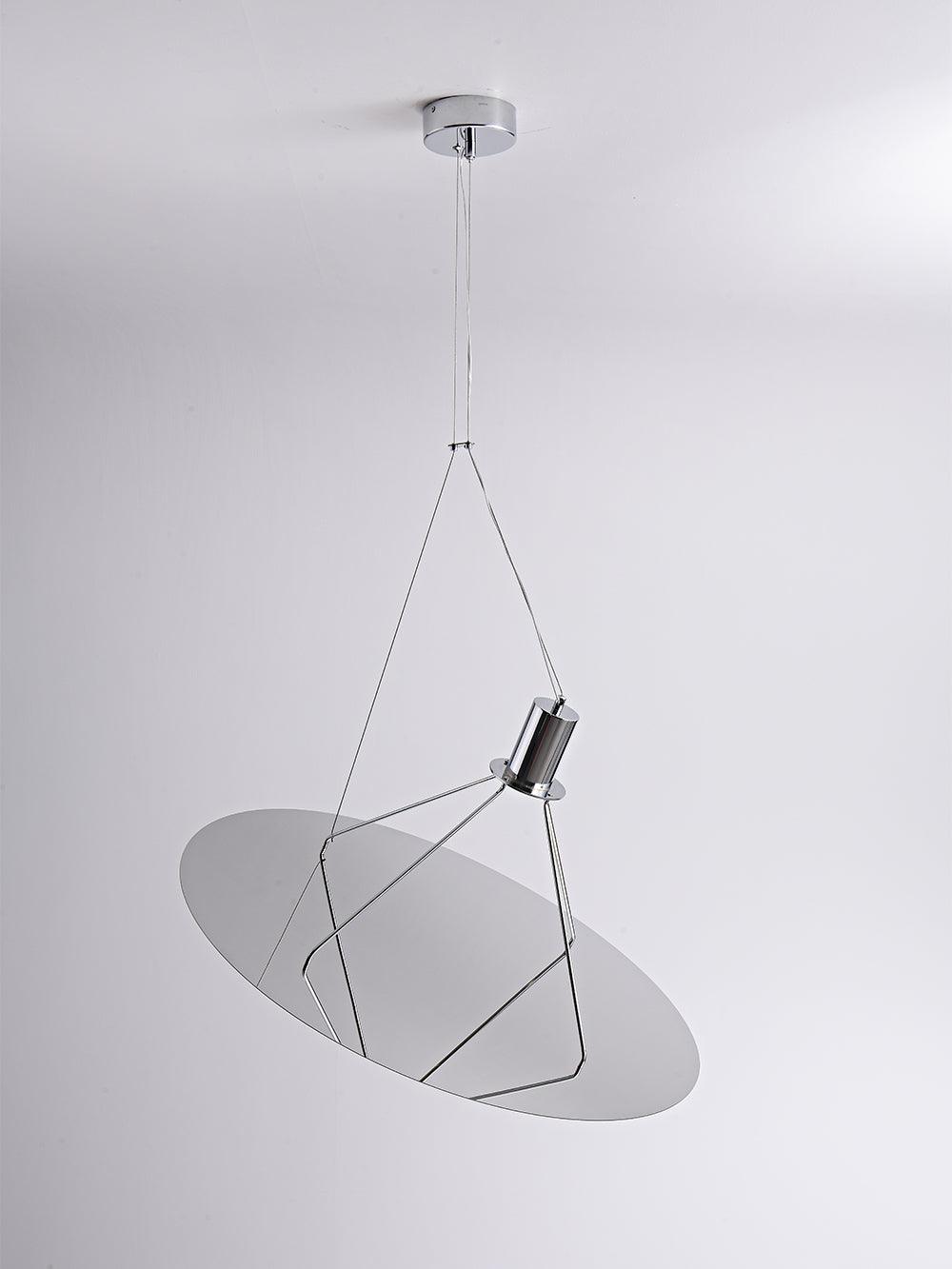 Brio Pendelleuchte aus Stahl im minimalistischen Stil