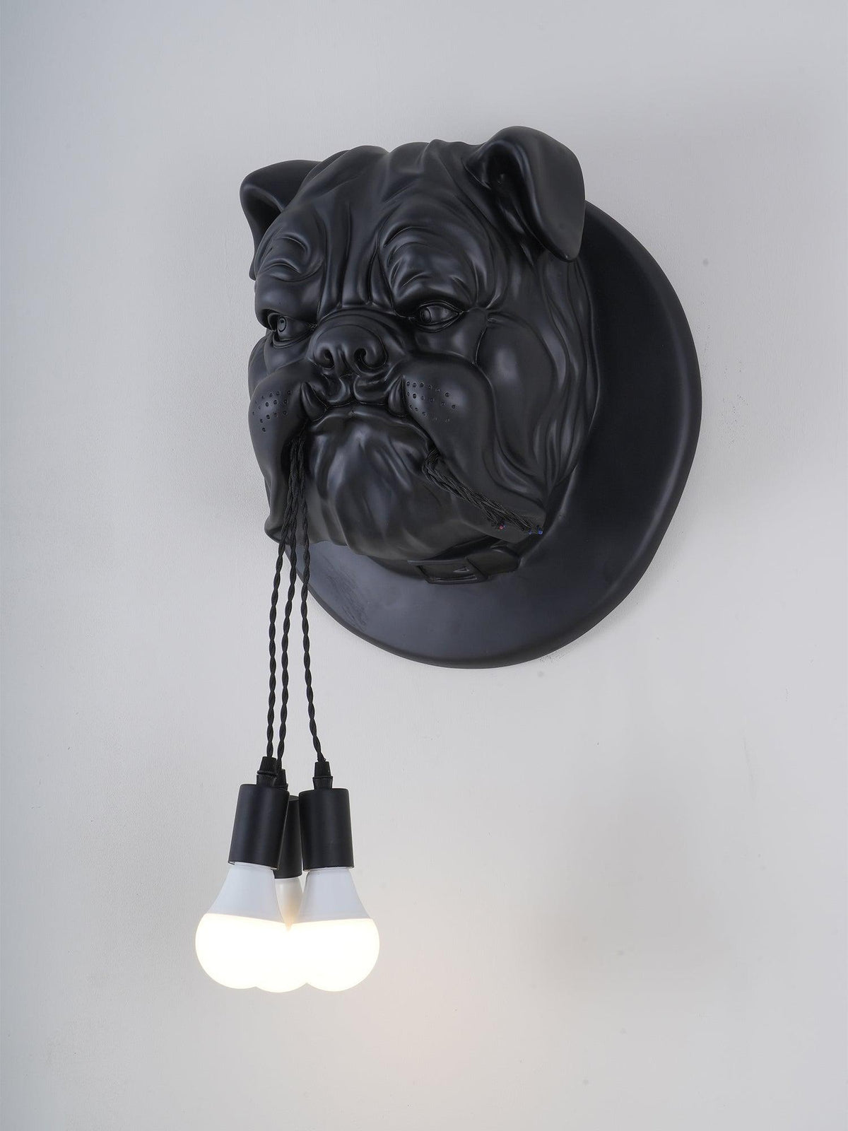 Umeri Wandleuchte Bulldog-Skulptur whimsisch