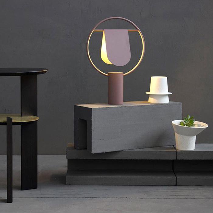 Abigail Moderne Tischlampe
