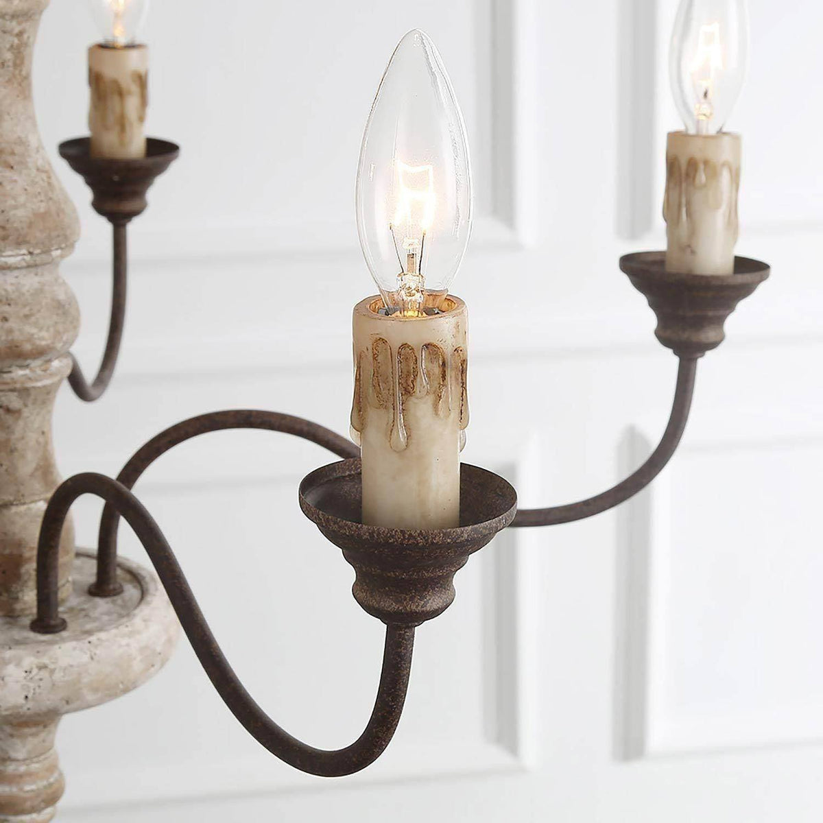 Fljotuvyi Kronleuchter aus Holz und Metall Individual Creativity