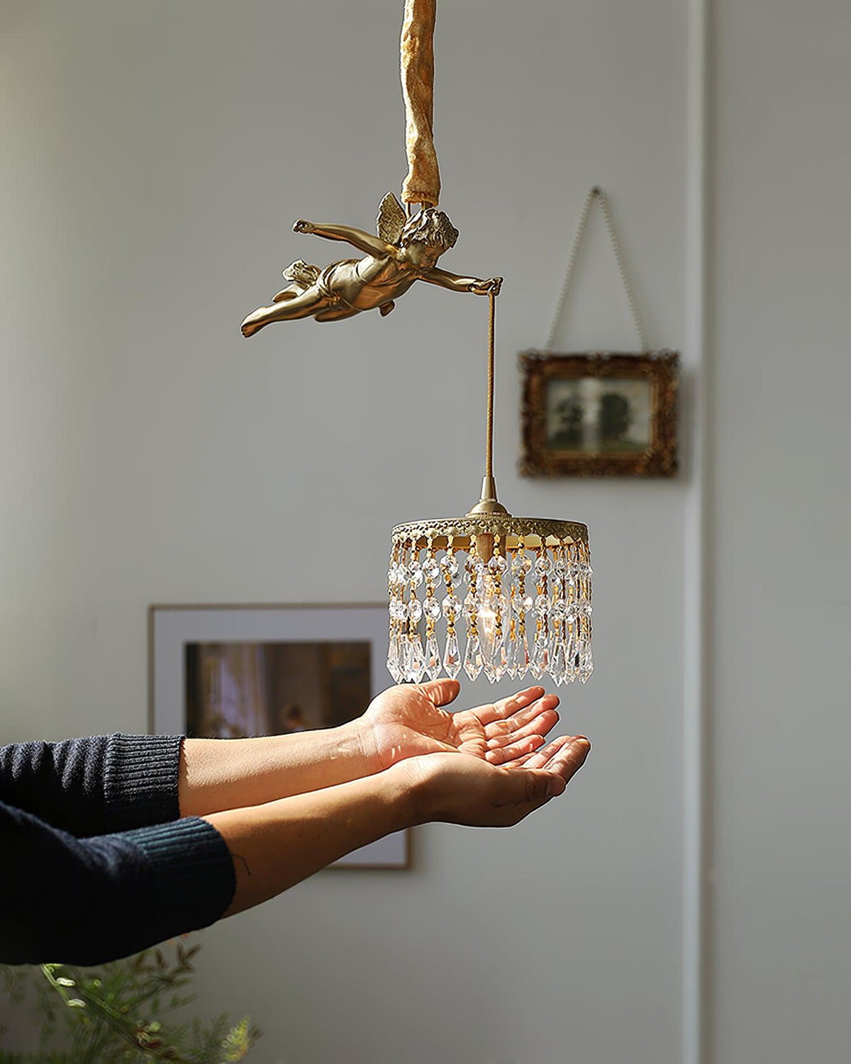 Calytra Messing & Kristall Kunst-Pendelleuchte