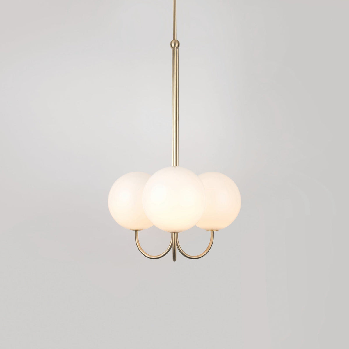Brin Pendelleuchte aus Metall und Glas in eleganter Ausführung