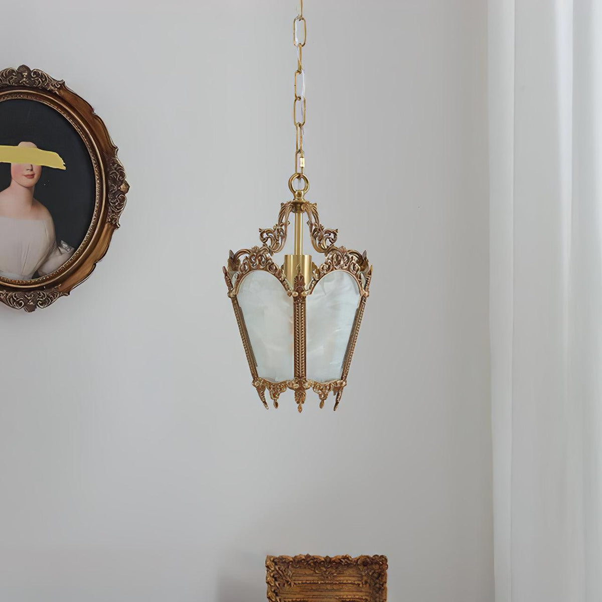 Auririelle Pendelleuchte aus Messing im Empire-Stil, antik und elegant