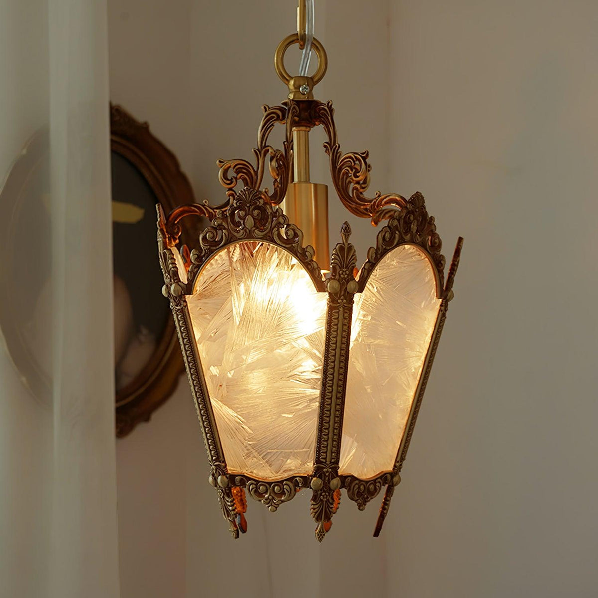 Auririelle Pendelleuchte aus Messing im Empire-Stil, antik und elegant