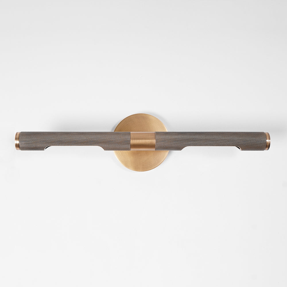 Sano zeitgenössische Messing-LED-Wandleuchte