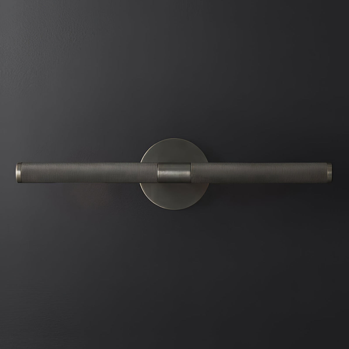Sano zeitgenössische Messing-LED-Wandleuchte