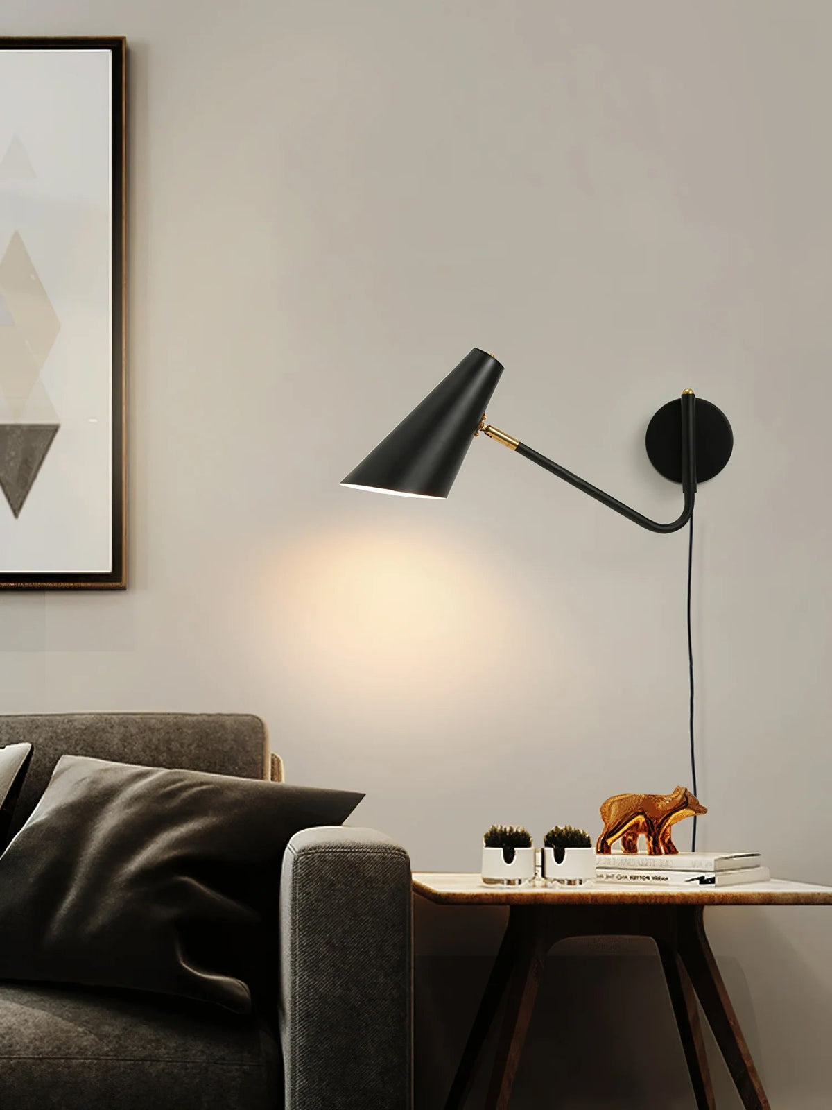 Canore zeitgenössische minimalistische Wandleuchte mit Stecker