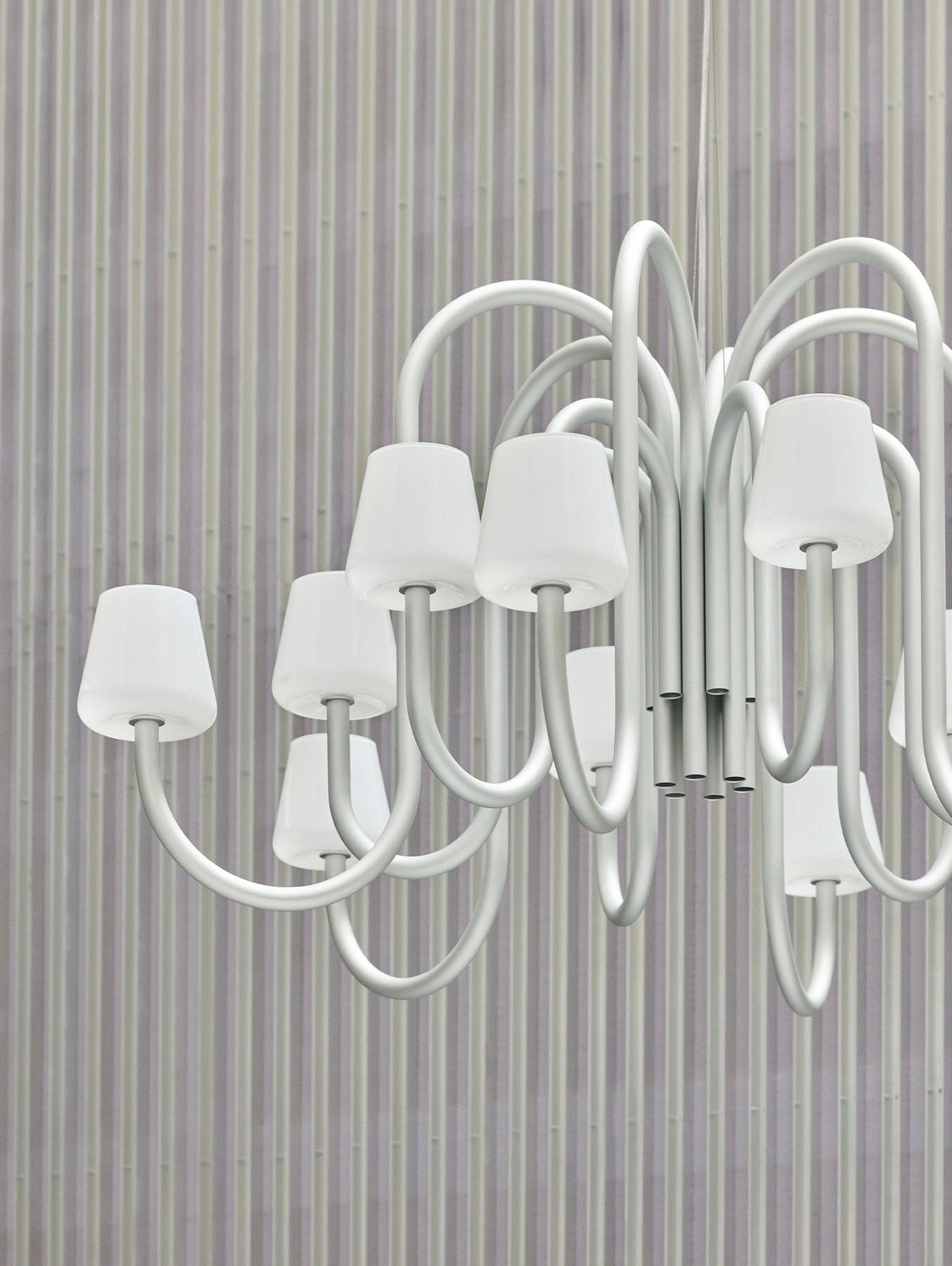 Ostruvyn modern Premium Kronleuchter aus Glas