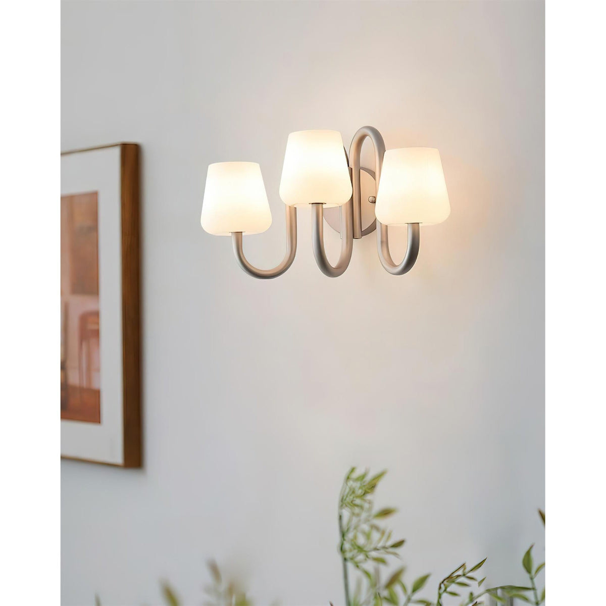 Norduvyi zeitgenössische minimalistische Aluminium-Wandleuchte