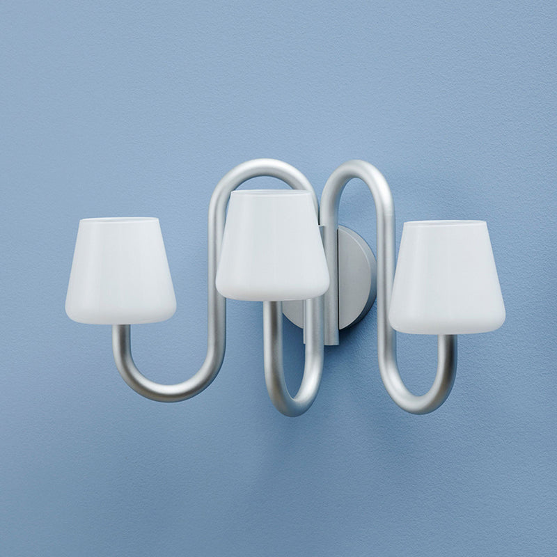 Norduvyi zeitgenössische minimalistische Aluminium-Wandleuchte