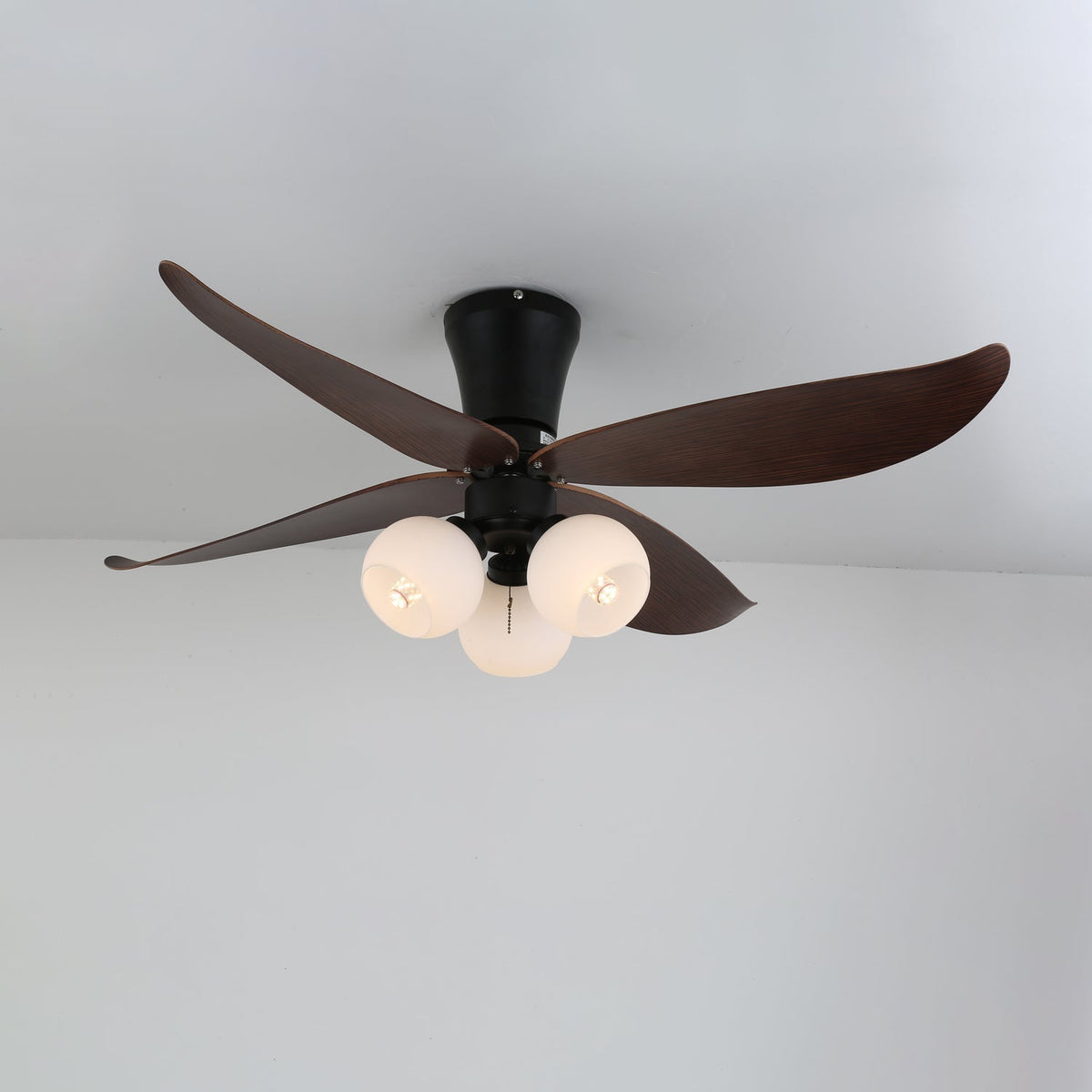 Lunair Vintage Holz-Glas-Deckenventilator mit Beleuchtung