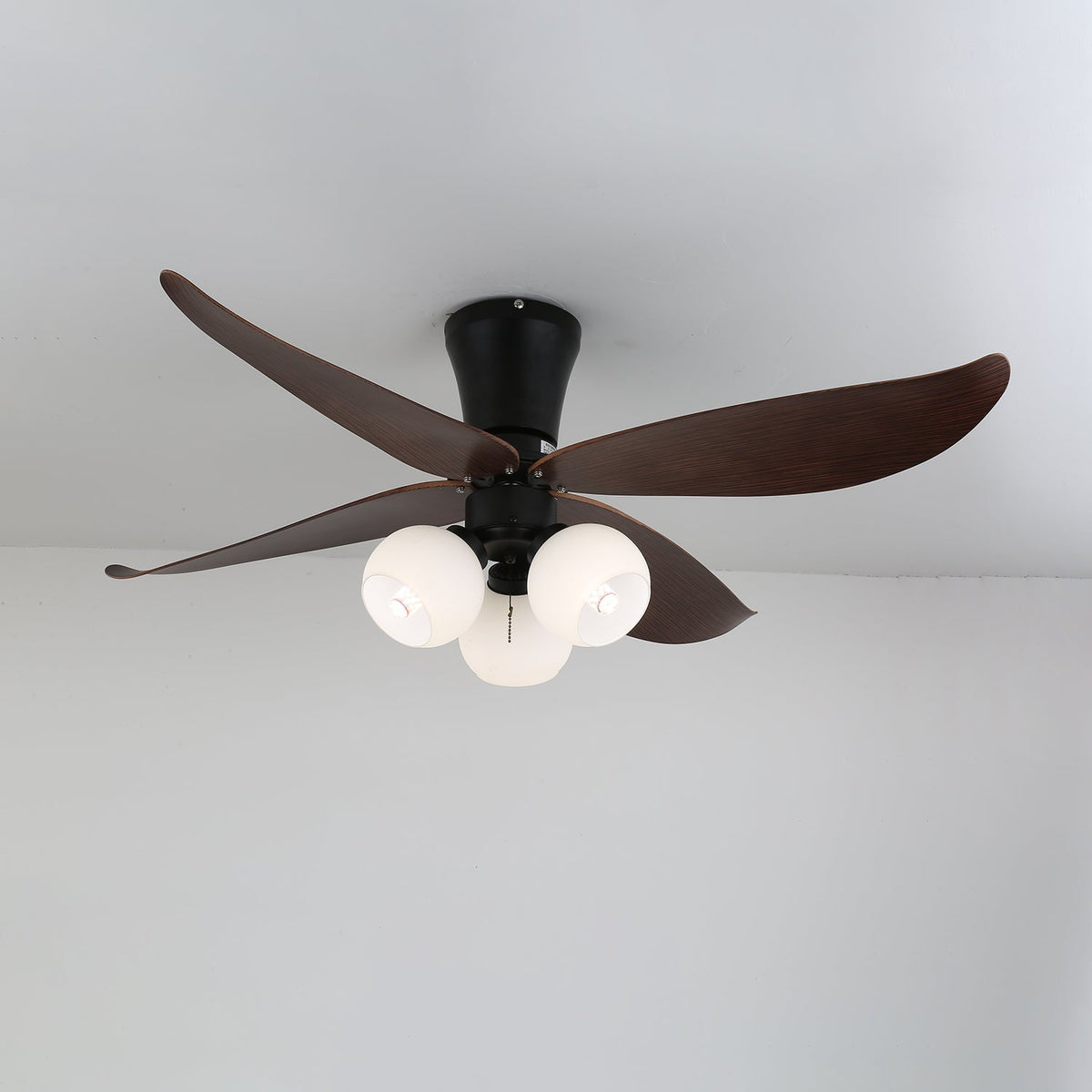 Lunair Vintage Holz-Glas-Deckenventilator mit Beleuchtung