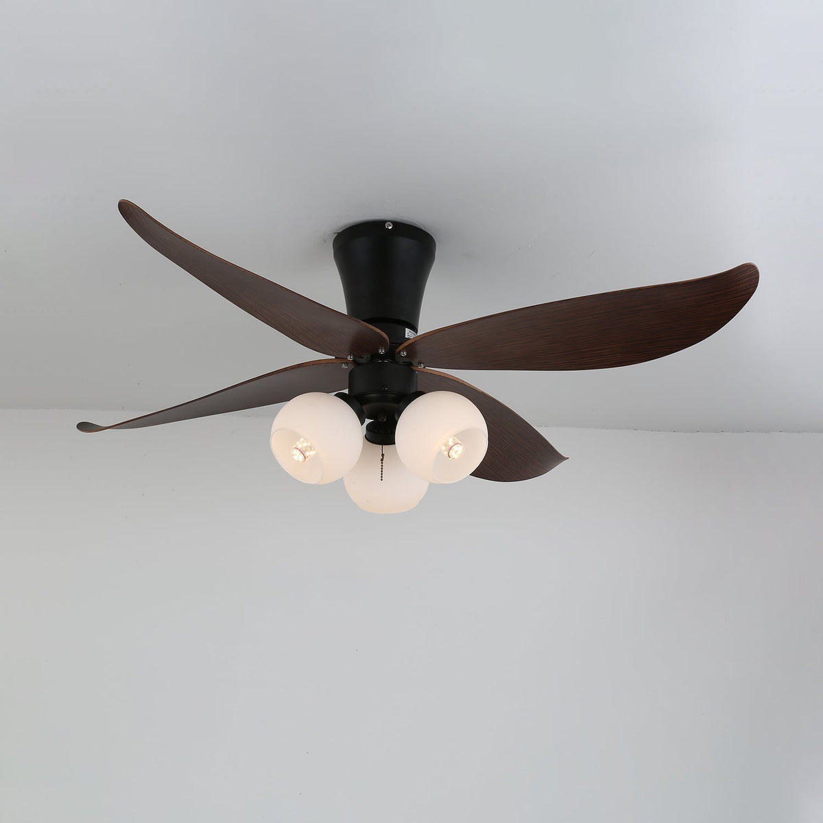 Lunair Vintage Holz-Glas-Deckenventilator mit Beleuchtung