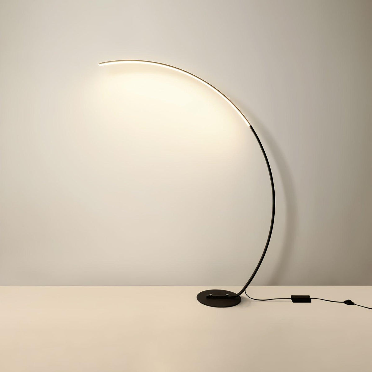 Zophaor Mid-Century-Glas- und Messing-Wandleuchte