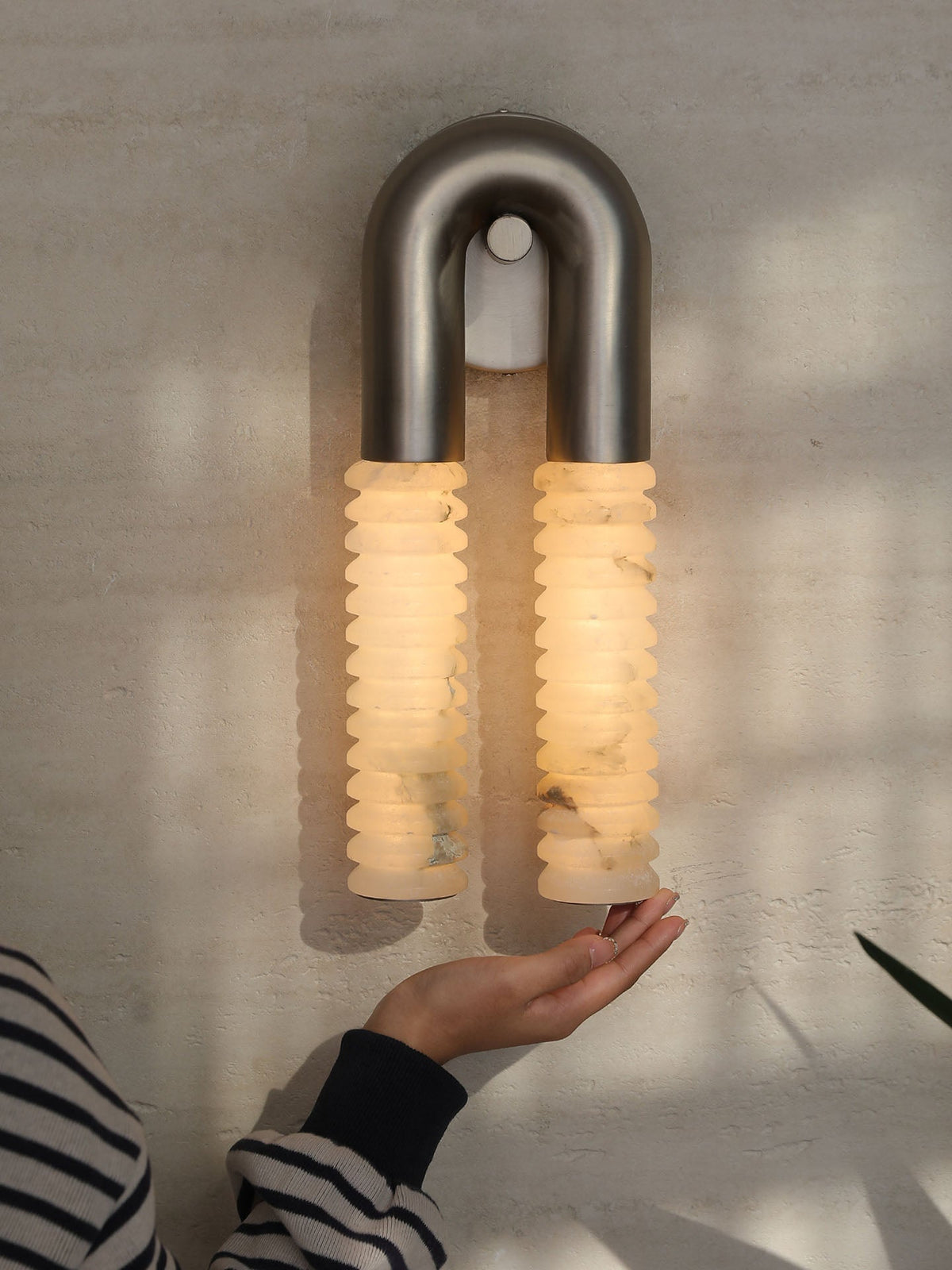 Talbe Alabaster Arc Ridge moderne Wandleuchte