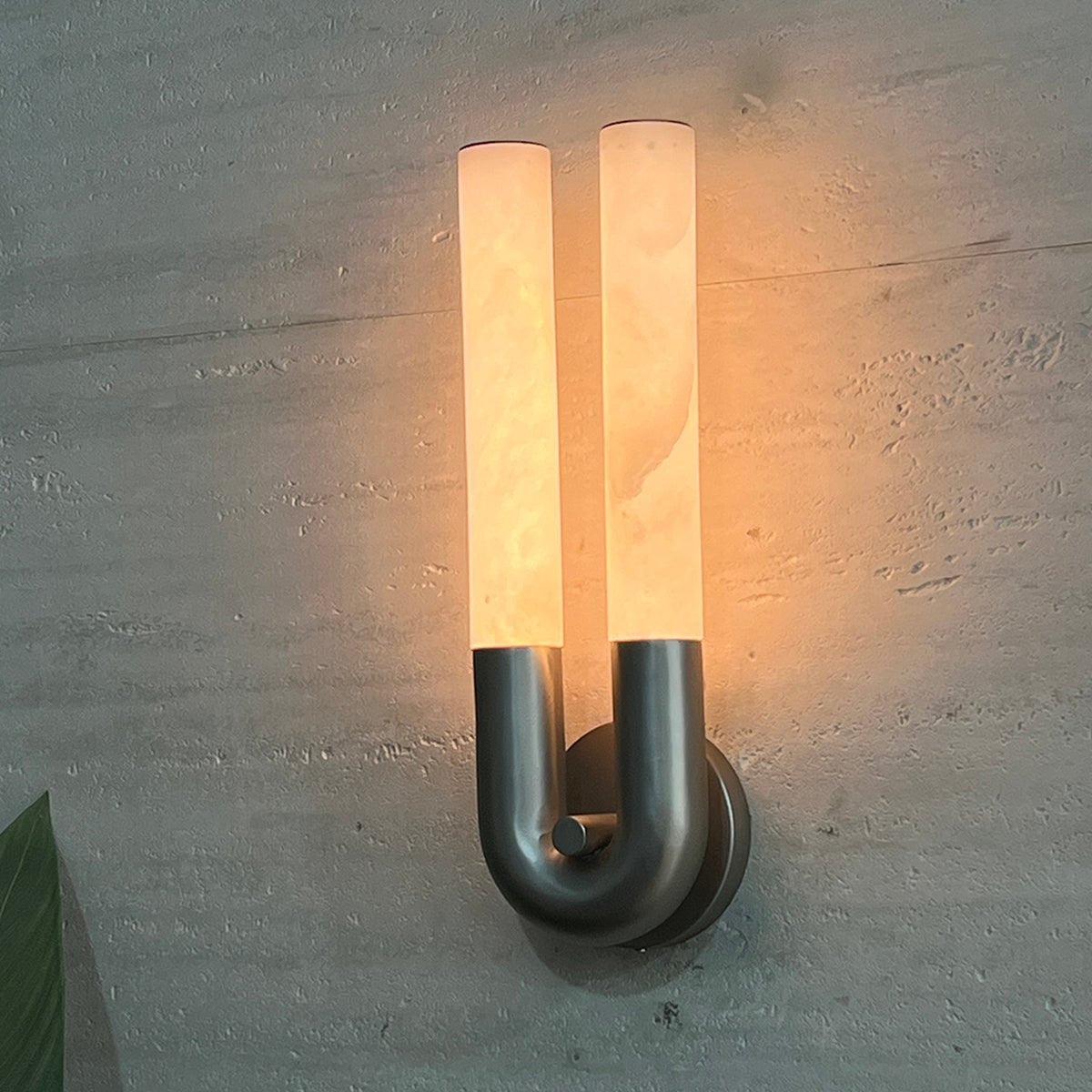 Orvella Arch Alabaster Wandleuchte