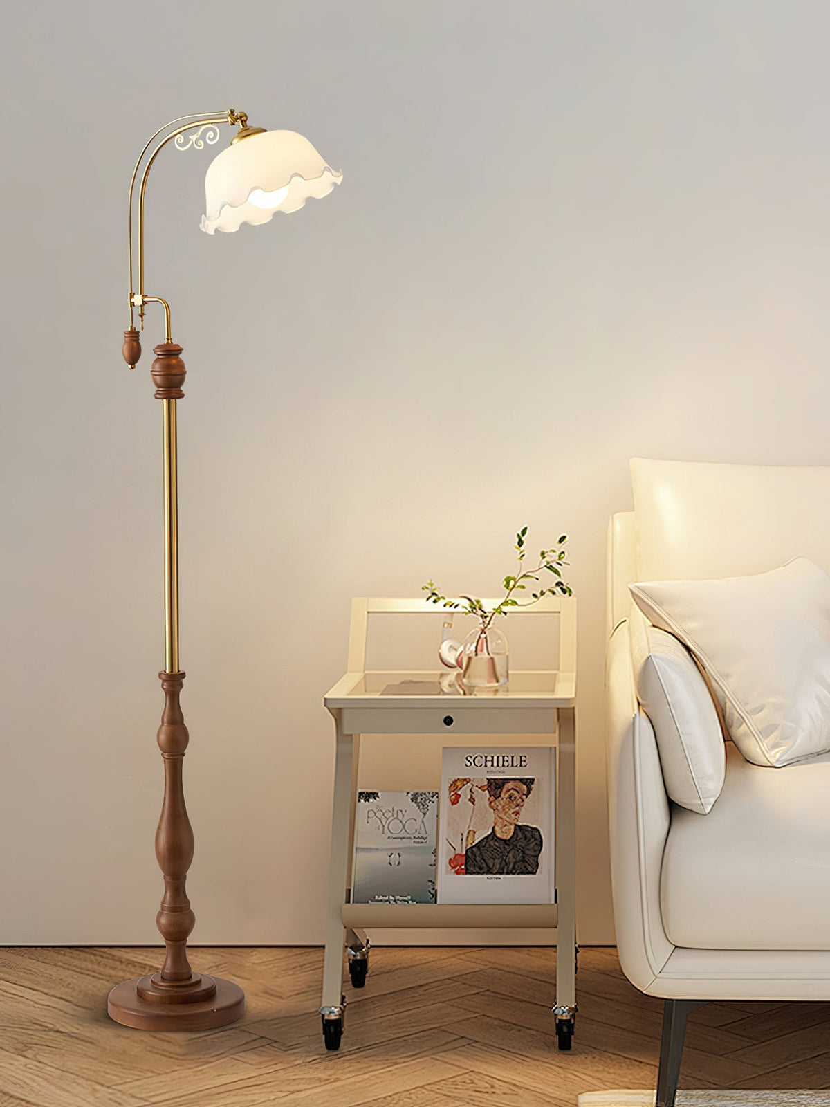 Darisel Stehleuchte aus Holz im Vintage-Stil
