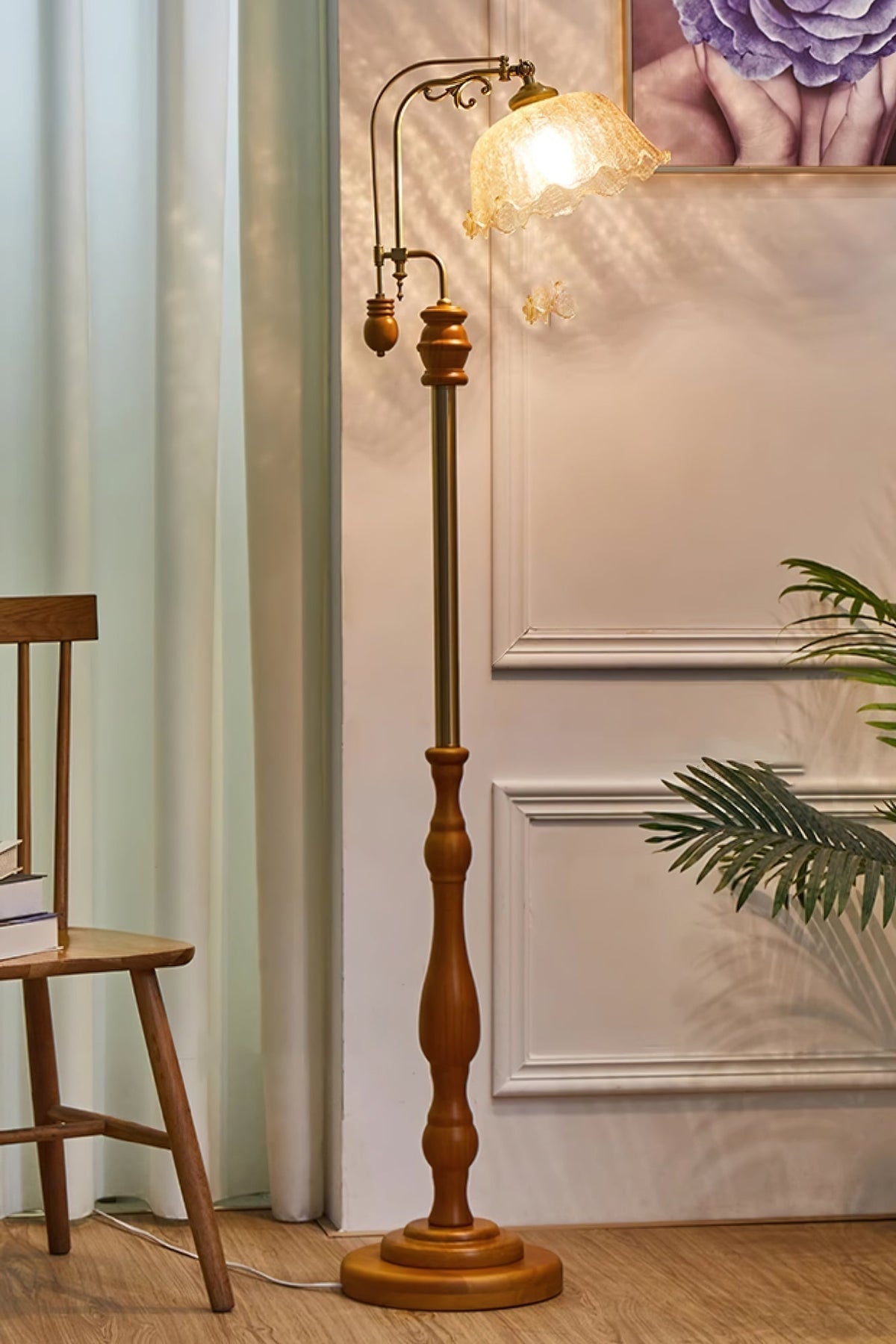 Darisel Stehleuchte aus Holz im Vintage-Stil