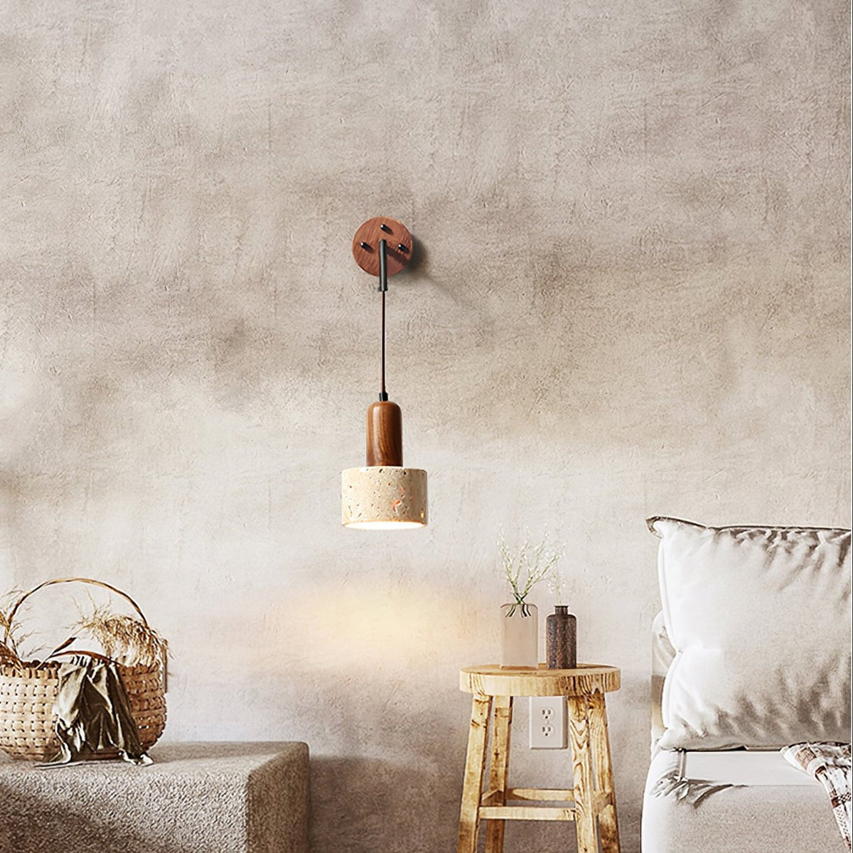 Valenella Travertine Wandleuchte