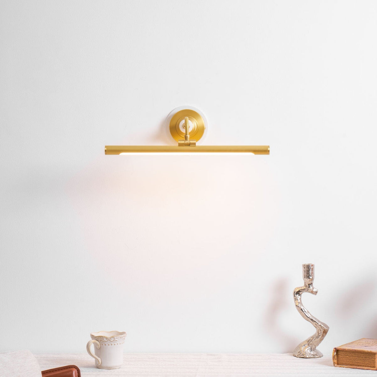 Viraarina Elegance Art Linear Wandleuchte